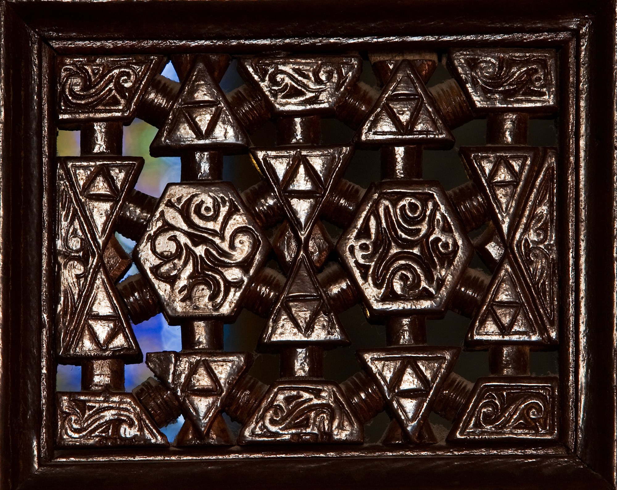 Photographs of Carved Ayyubud Woodwork surrounding the Rock in the Qubbat al-Sakhra (Dome of the Rock), Masjid al-Aqsa, Haram al-Sharif, Jerusalem.